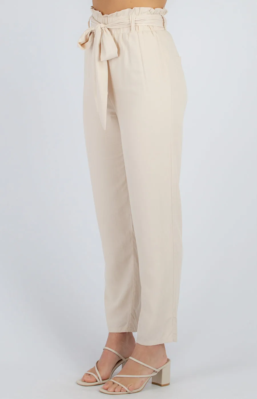 Elastic Waist Tapered Pants With Belt