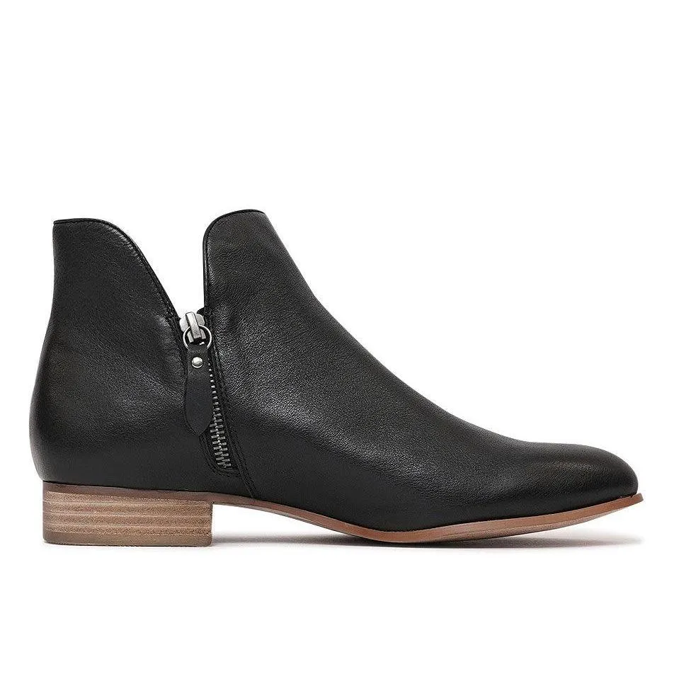 Faye Black/ Natural Heel Leather Ankle Boots