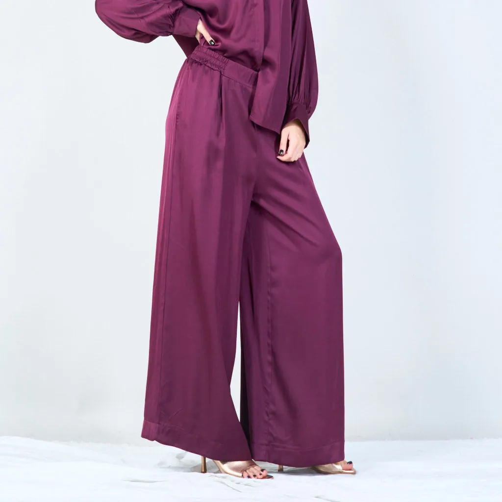 High-waist flowy pants wholesale