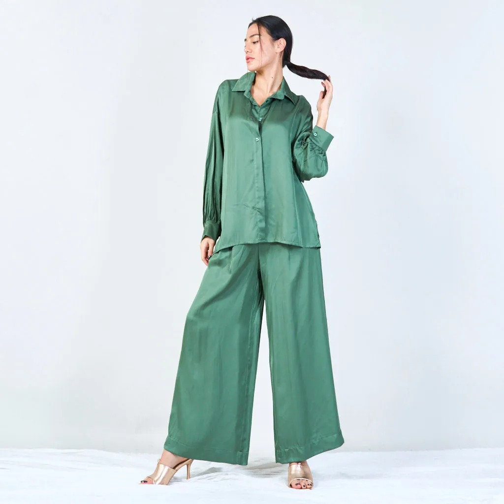 High-waist flowy pants wholesale