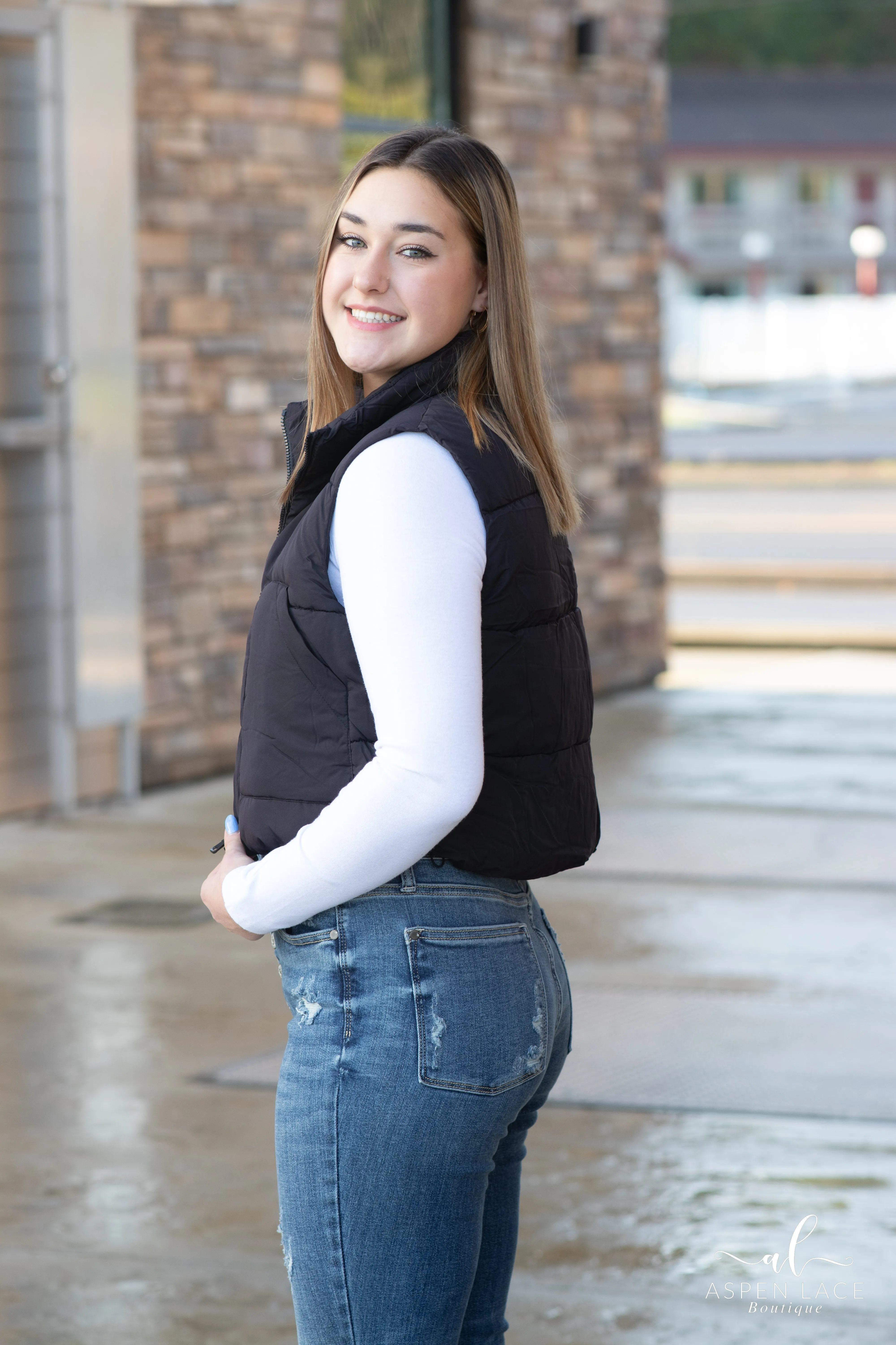 Meyah Vest (Black)