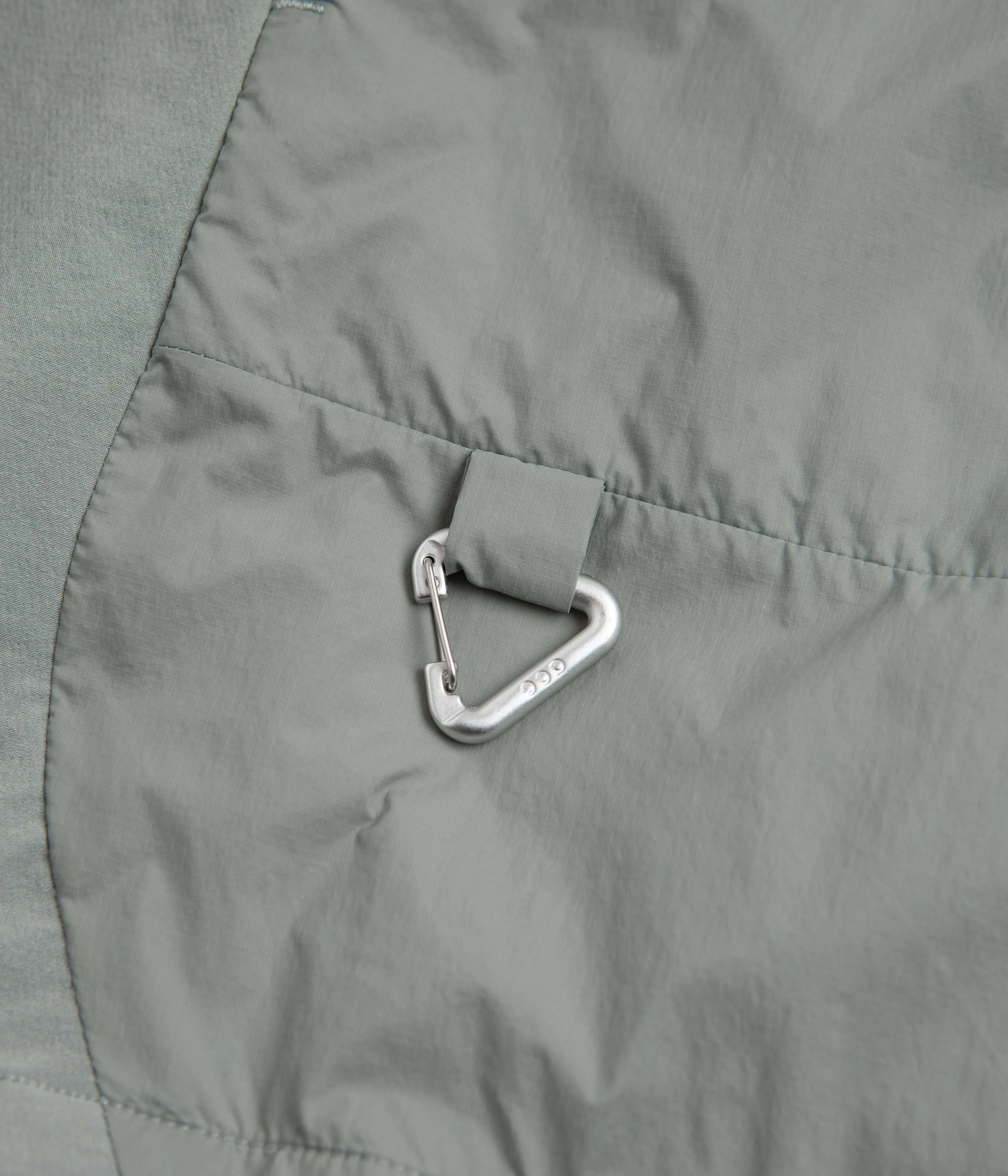 Nike ACG Sierra Light Jacket - Mica Green / Light Silver / Summit White