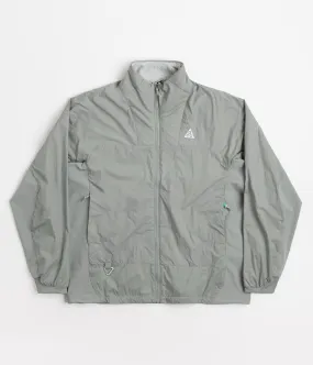 Nike ACG Sierra Light Jacket - Mica Green / Light Silver / Summit White