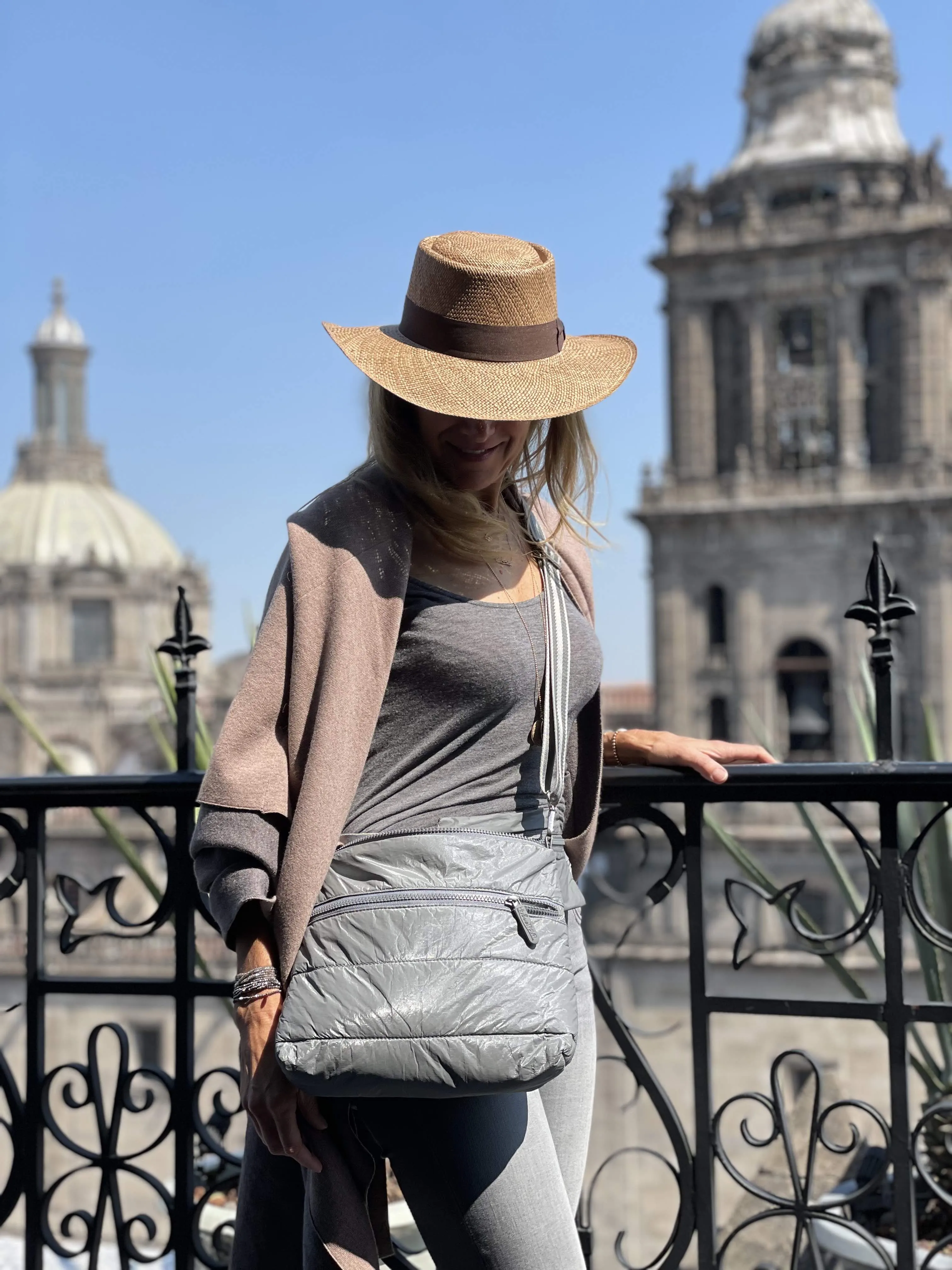 Puffer Purse in Shimmer Gray
