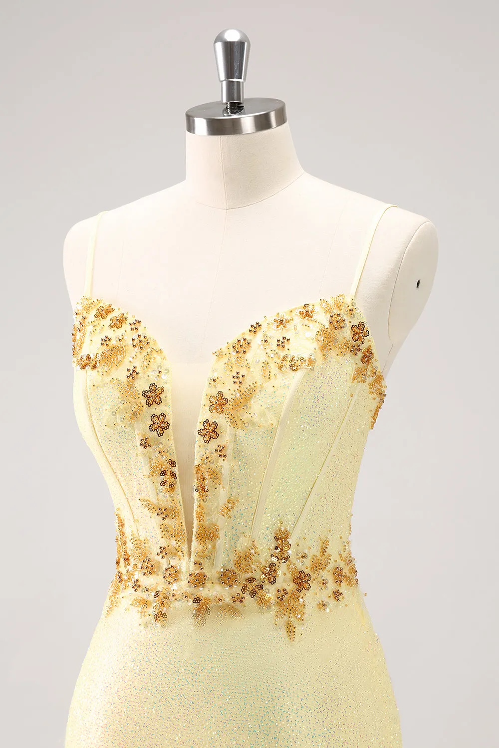 Sparkly Yellow Bodycon Corset Short Homecoming Dress with Beading